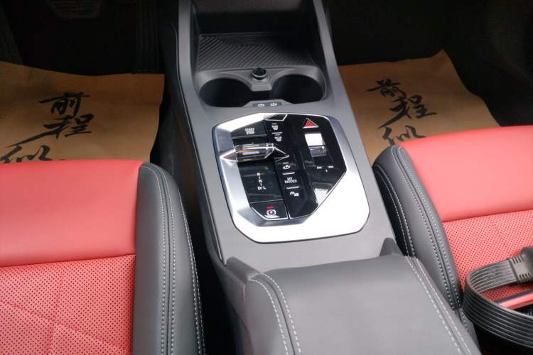 Used BMW 2 Series 2025 225L M Sport Night Edition Package Gear Lever