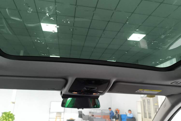 Used BMW 2 Series 2025 225L M Sport Night Edition Package Headliner