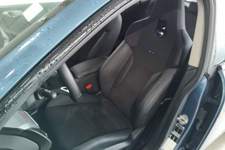 Used BMW 2 Series 2025 225L M Sport Night Edition Package Left Front Seat