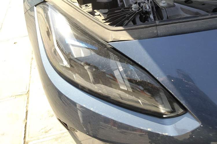 Used BMW 2 Series 2025 225L M Sport Package Right Front Headlight