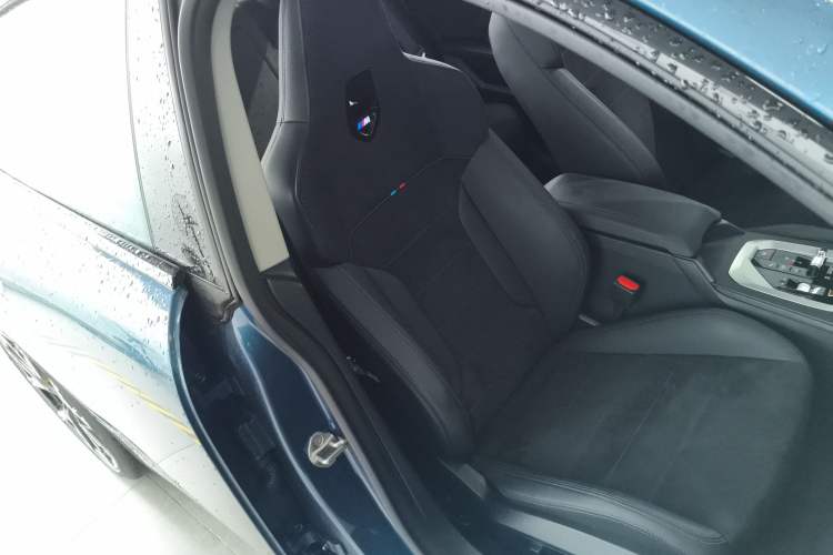Used BMW 2 Series 2025 225L M Sport Night Edition Package Right Front Seat