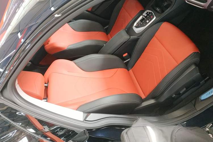 Used BMW 2 Series 2025 225L M Sport Package Right Front Seat