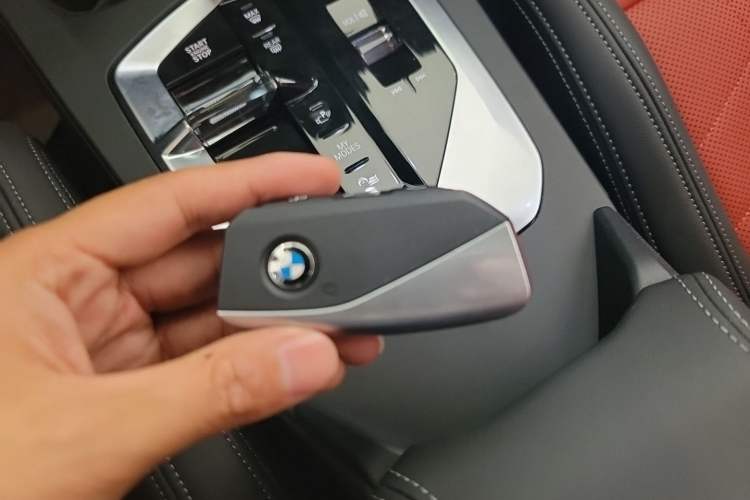 Used BMW 2 Series 2025 225L M Sport Package Vehicle Key