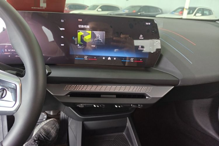 Used BMW 2 Series 2025 225L M Sport Night Edition Package Audio And AC Panel
