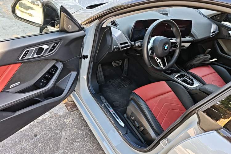 Used BMW 2 Series 2025 225L M Sport Night Edition Package Driver Seat