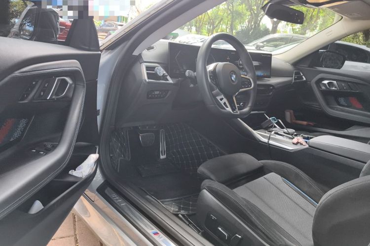 Used BMW 2 Series 2025 225i M Sport Night Edition Package Driver Seat
