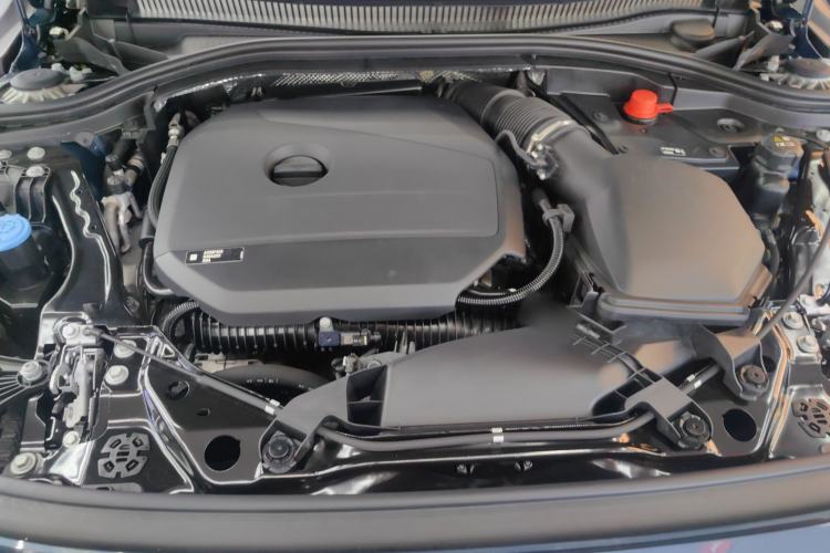 Used BMW 2 Series 2025 225L M Sport Night Edition Package Engine Bay