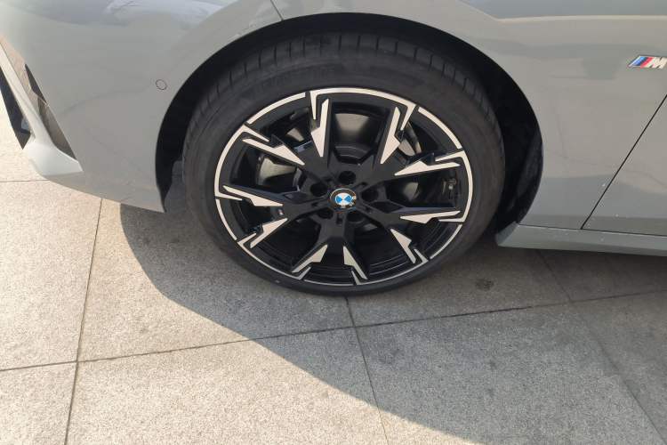 Used BMW 2 Series 2025 225L M Sport Night Edition Package Exterior 4