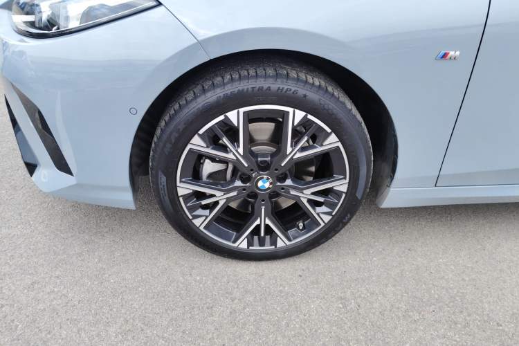 Used BMW 2 Series 2025 225L M Sport Package Exterior 4