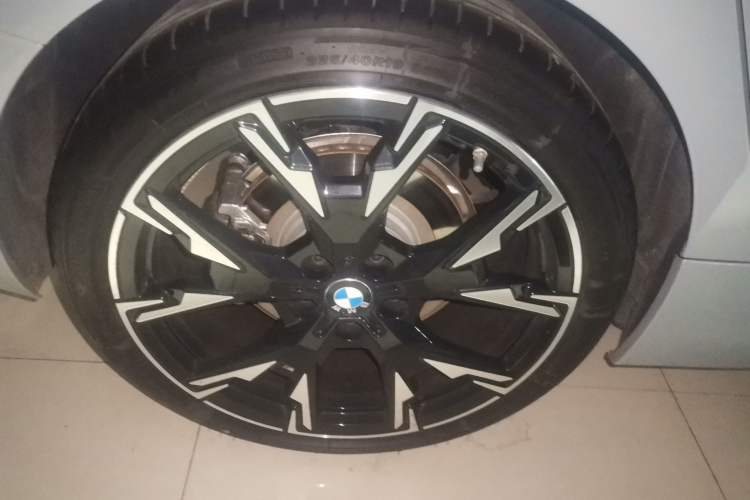 Used BMW 2 Series 2025 225L M Sport Night Edition Package Exterior 5