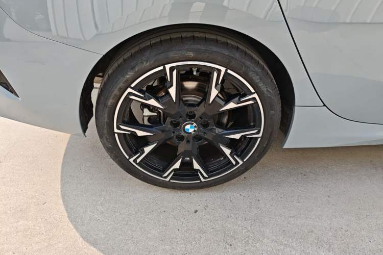 Used BMW 2 Series 2025 225L M Sport Night Edition Package Exterior 5