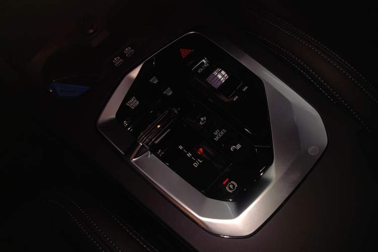 Used BMW 2 Series 2025 225L M Sport Night Edition Package Gear Lever