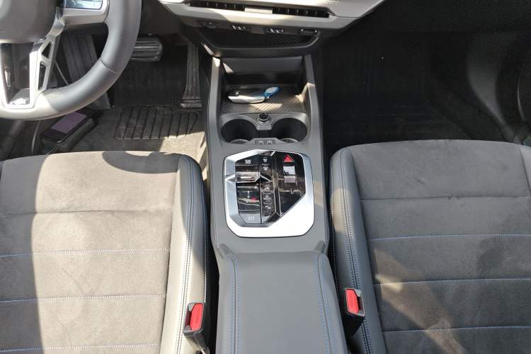 Used BMW 2 Series 2025 225L M Sport Night Edition Package Gear Lever