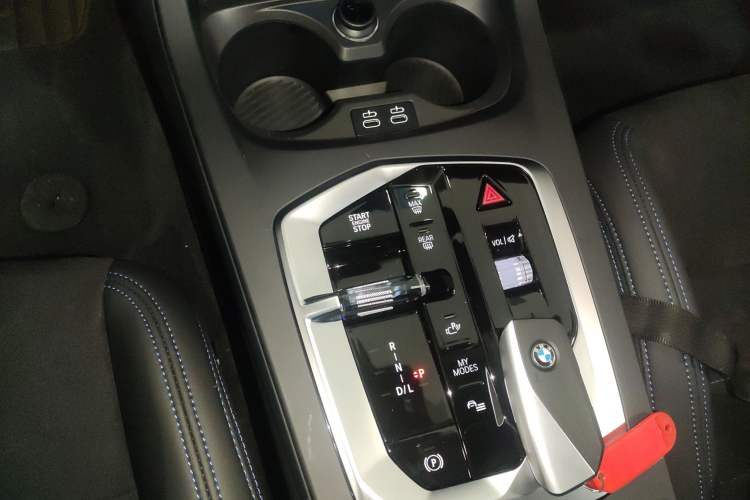 Used BMW 2 Series 2025 225L M Sport Night Edition Package Gear Lever