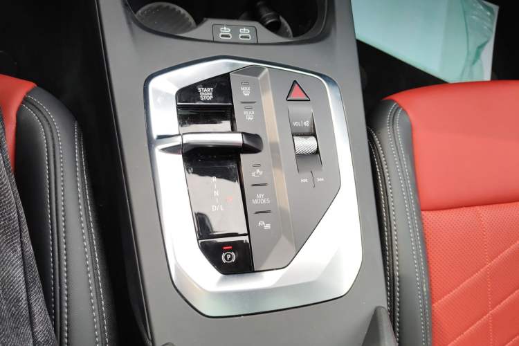 Used BMW 2 Series 2025 225L M Sport Package Gear Lever