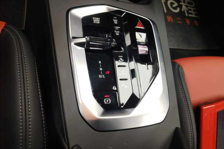 Used BMW 2 Series 2025 225L M Sport Night Edition Package Gear Lever