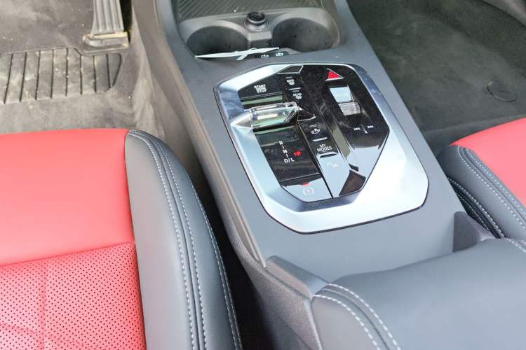 Used BMW 2 Series 2025 225L M Sport Night Edition Package Gear Lever