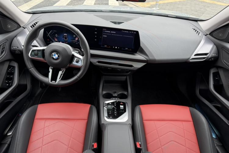 Used BMW 2 Series 2025 225L M Sport Night Edition Package Interior 3