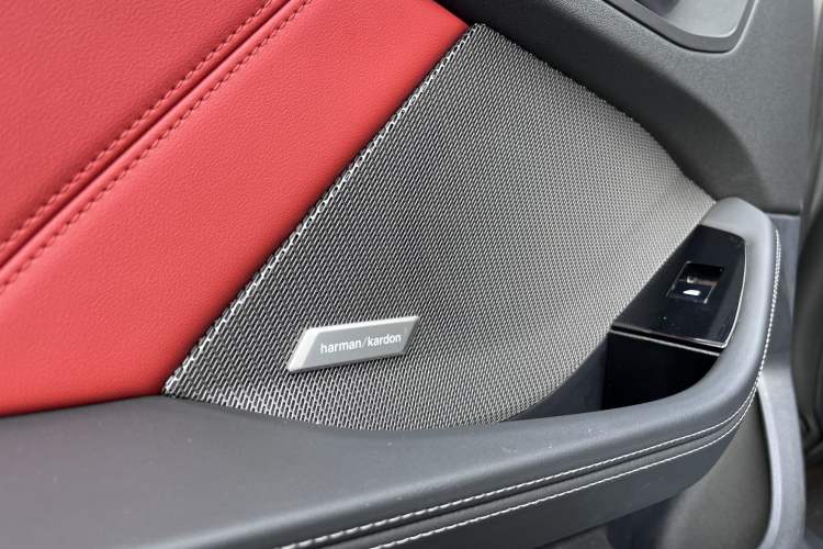 Used BMW 2 Series 2025 225L M Sport Night Edition Package Interior 4