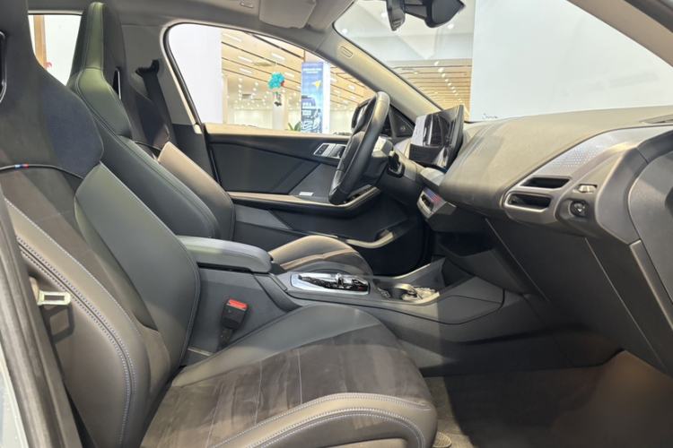 Used BMW 2 Series 2025 225L M Sport Night Edition Package Interior 6