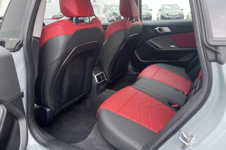 Used BMW 2 Series 2025 225L M Sport Package Interior 6