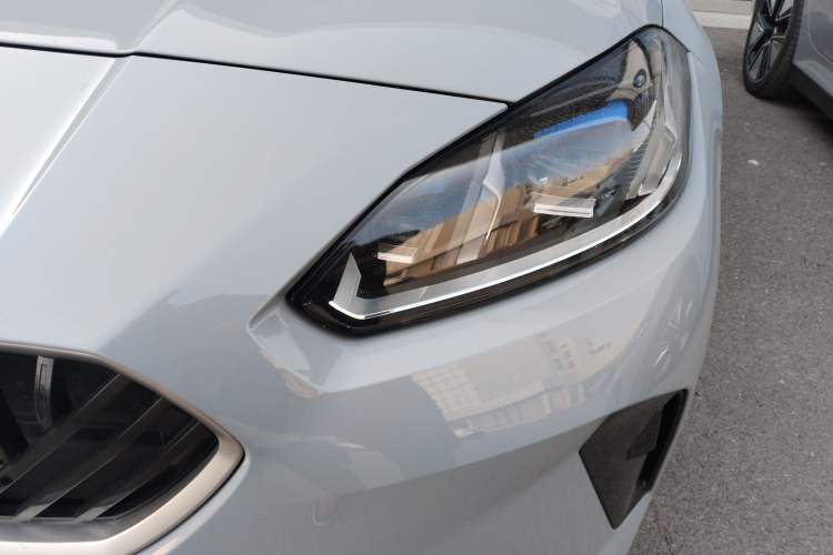 Used BMW 2 Series 2025 225L M Sport Package Left Front Headlight