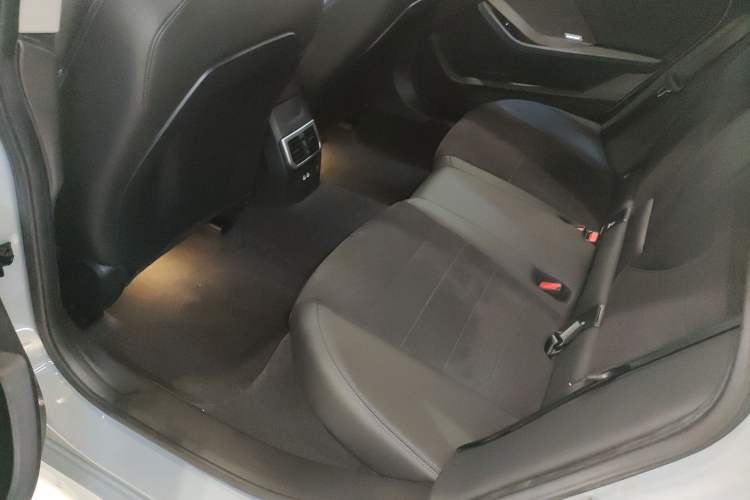 Used BMW 2 Series 2025 225L M Sport Night Edition Package Left Rear Seat