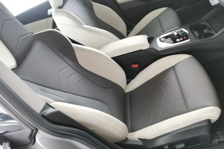 Used BMW 2 Series 2025 225L M Sport Package Right Front Seat