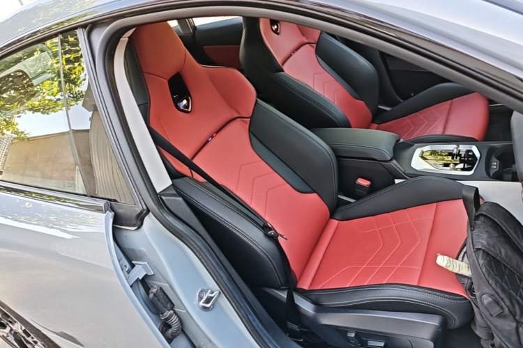 Used BMW 2 Series 2025 225L M Sport Night Edition Package Right Front Seat