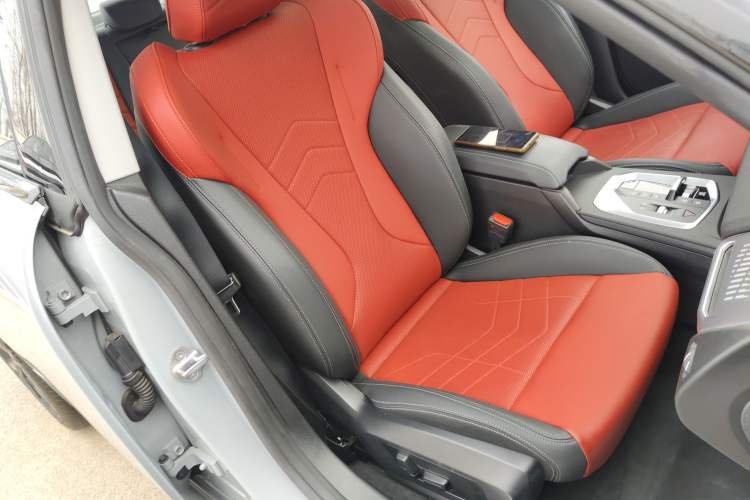 Used BMW 2 Series 2025 225L M Sport Package Right Front Seat
