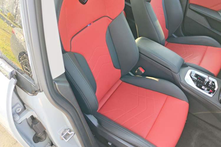 Used BMW 2 Series 2025 225L M Sport Night Edition Package Right Front Seat