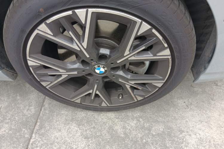 Used BMW 2 Series 2025 225L M Sport Package Right Front Wheel Hub