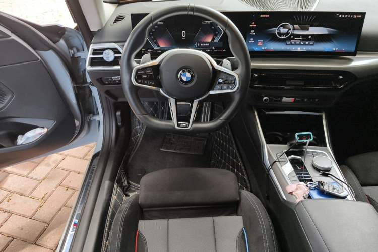 Used BMW 2 Series 2025 225i M Sport Night Edition Package Steering Wheel