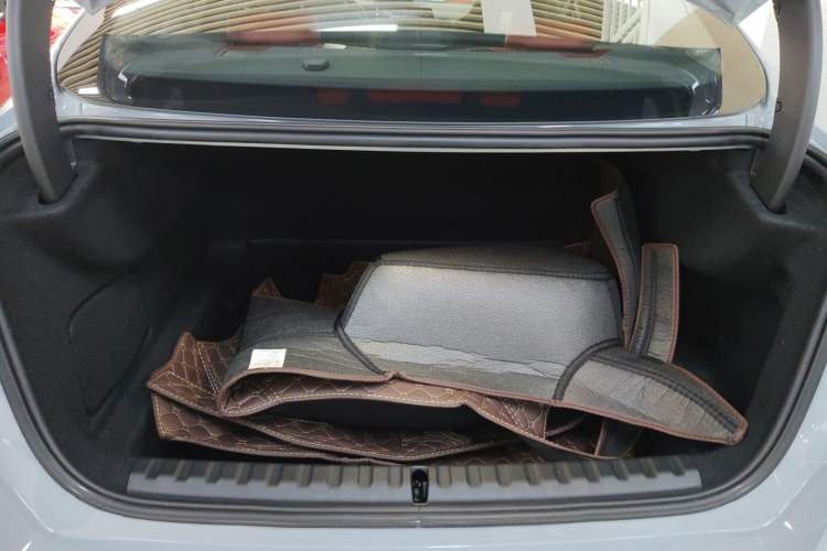 Used BMW 2 Series 2025 225L M Sport Night Edition Package Trunk