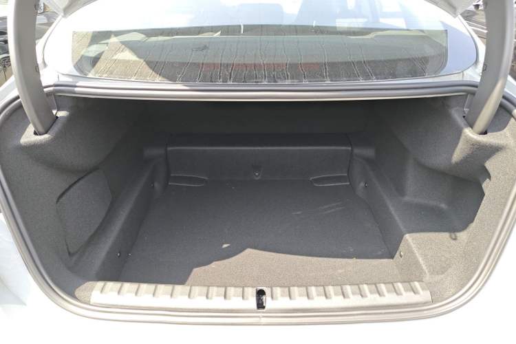 Used BMW 2 Series 2025 225L M Sport Night Edition Package Trunk