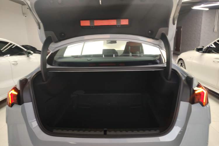 Used BMW 2 Series 2025 225L M Sport Night Edition Package Trunk