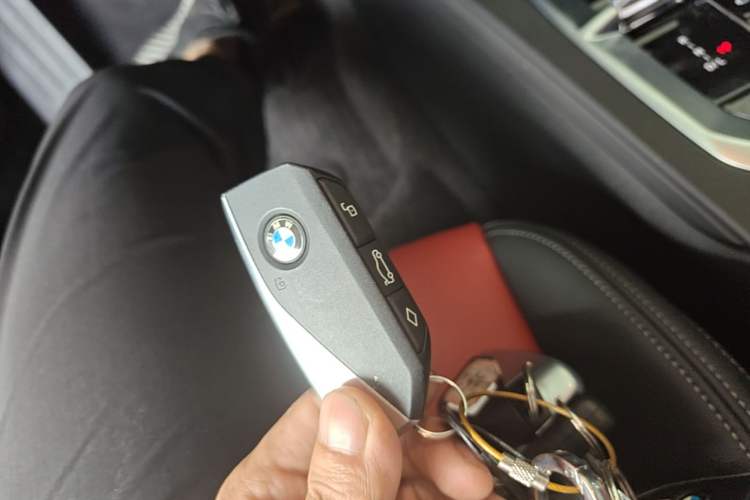 Used BMW 2 Series 2025 225L M Sport Night Edition Package Vehicle Key