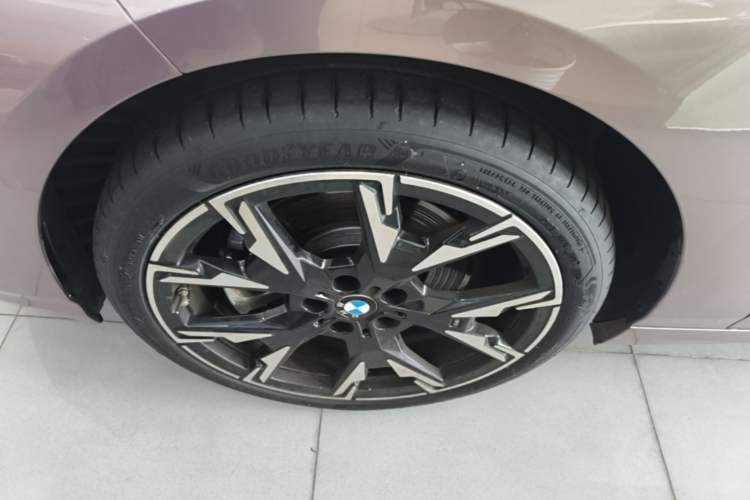 Used BMW 2 Series 2025 225L M Sport Night Edition Package Exterior 4