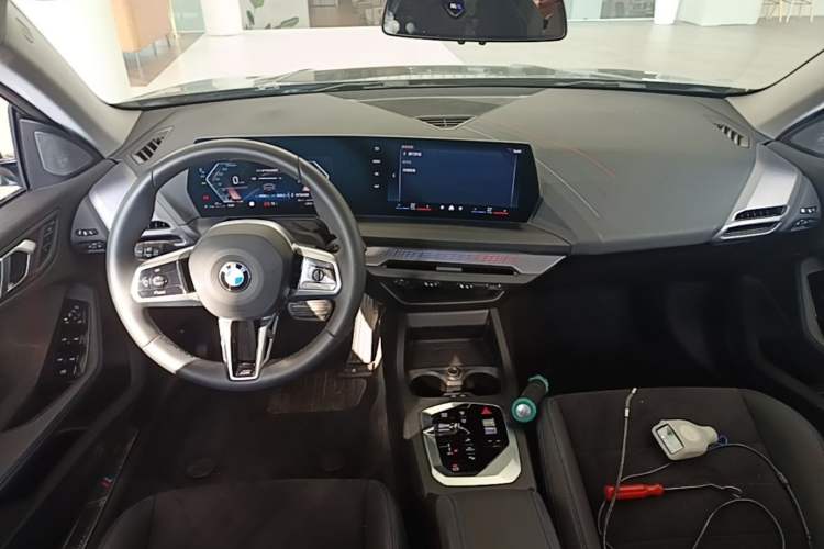 Used BMW 2 Series 2025 225L M Sport Night Edition Package Center Console