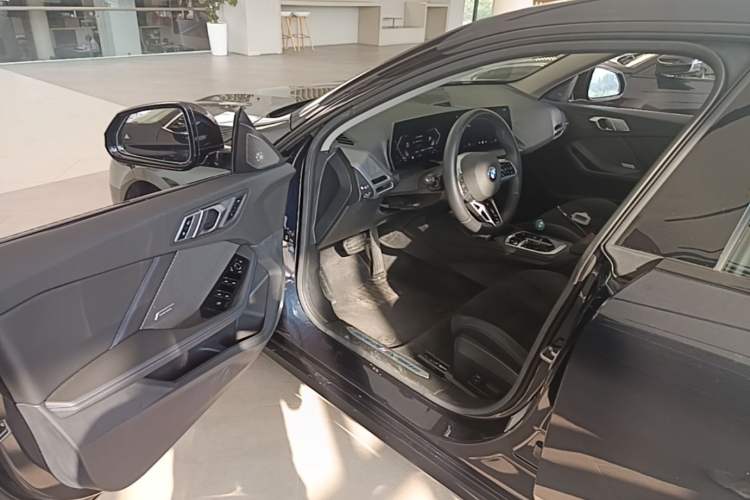 Used BMW 2 Series 2025 225L M Sport Night Edition Package Driver Seat