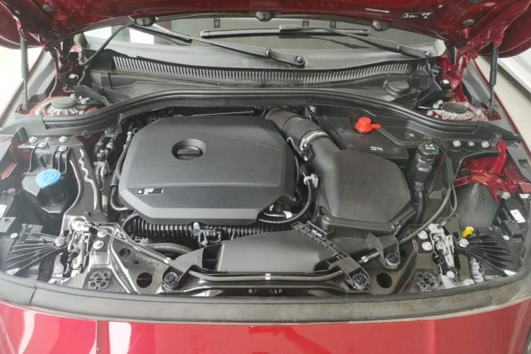 Used BMW 2 Series 2025 225L M Sport Night Edition Package Engine Bay