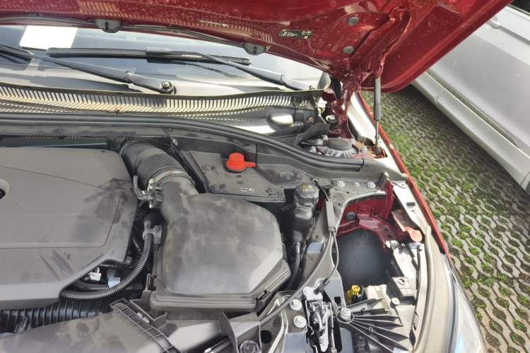Used BMW 2 Series 2025 225L M Sport Night Edition Package Engine Bay Left
