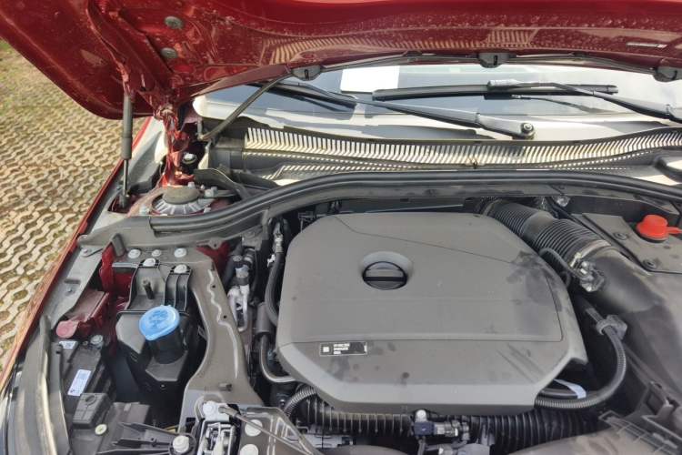 Used BMW 2 Series 2025 225L M Sport Night Edition Package Engine Bay Right