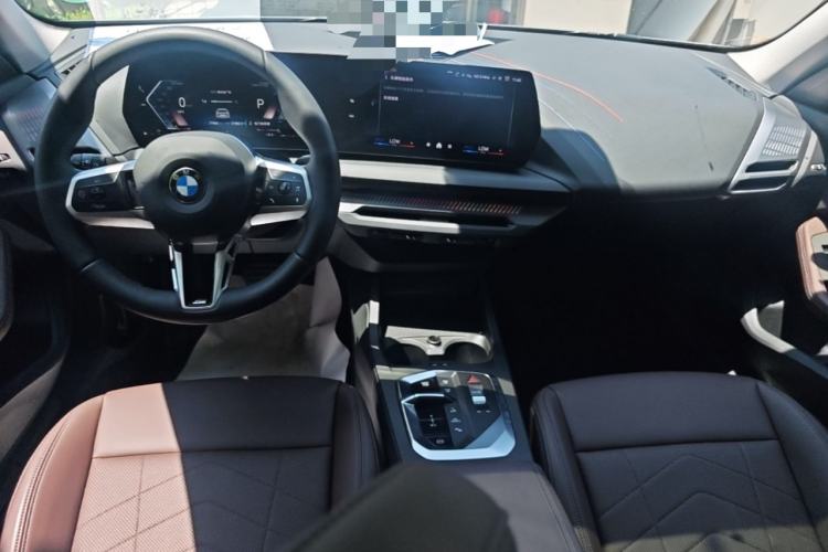 Used BMW 2 Series 2025 225L M Sport Package Center Console