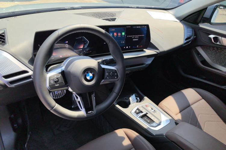 Used BMW 2 Series 2025 225L M Sport Package Center Console