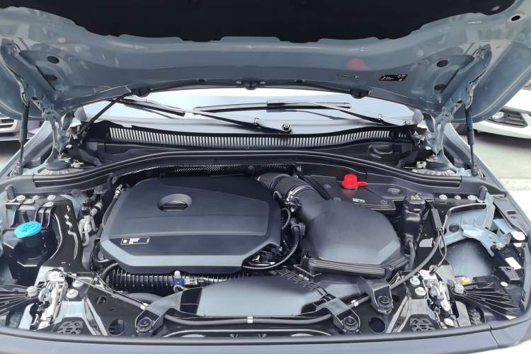 Used BMW 2 Series 2025 225L M Sport Night Edition Package Engine Bay