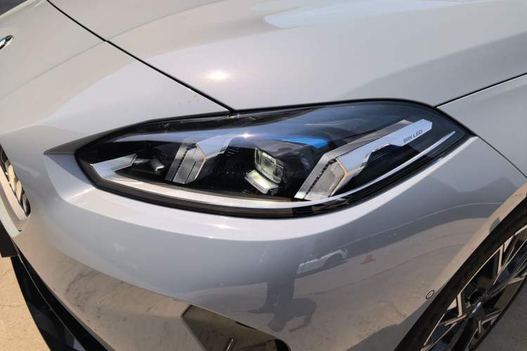 Used BMW 2 Series 2025 225L M Sport Package Exterior 4