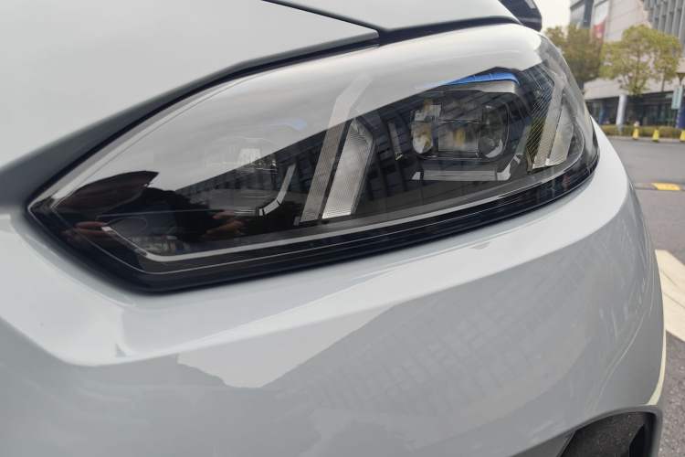 Used BMW 2 Series 2025 225L M Sport Night Edition Package Exterior 6