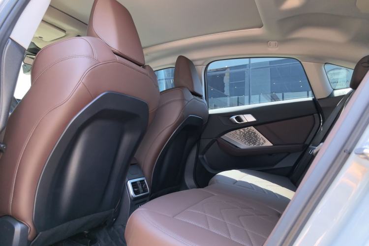 Used BMW 2 Series 2025 225L M Sport Package Interior 6