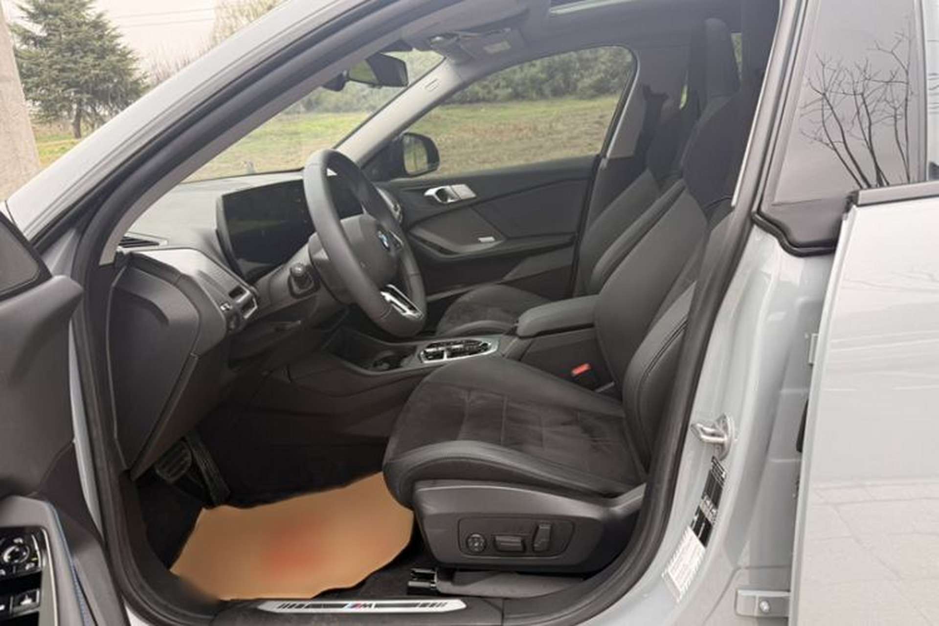 Used BMW 2 Series 2025 225L M Sport Night Edition Package Interior 8